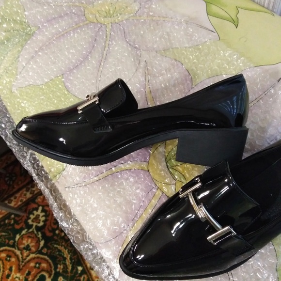 Women shoes - Picture 3 of 11